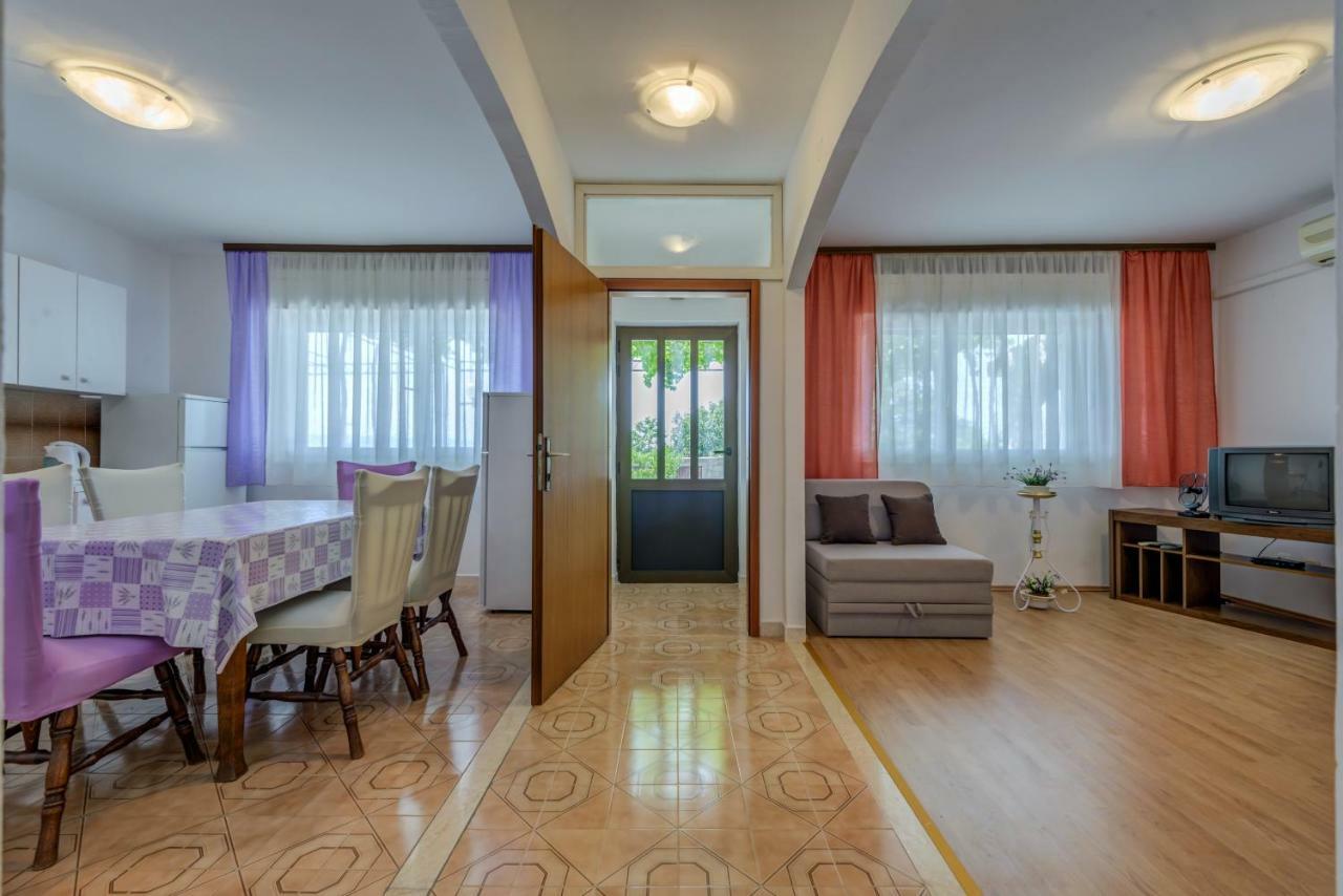 Apartment Luce โปดสตรานา ภายนอก รูปภาพ