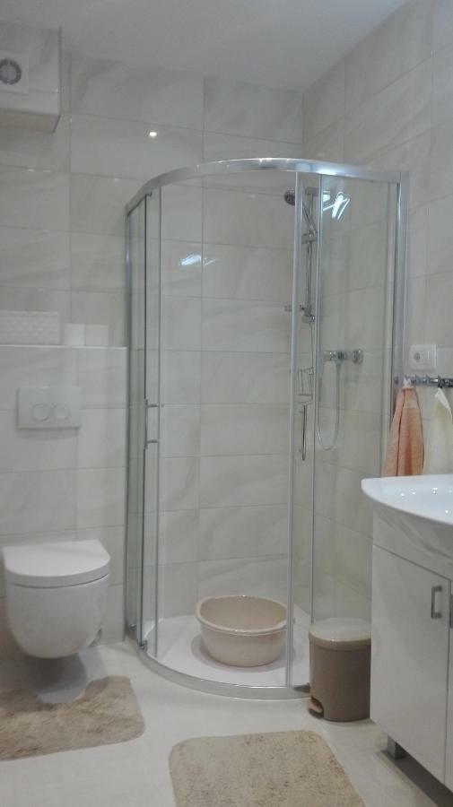 Apartment Luce โปดสตรานา ภายนอก รูปภาพ